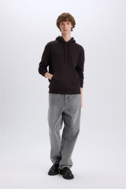 سويت شيرت بيزك قصة عادية بغطاء للرأس بجيب