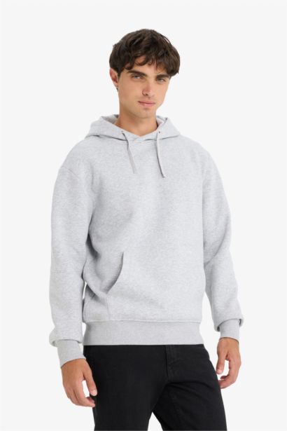 Regular Fit Kangaroo Pocket Hooded Basic Sweatshirt