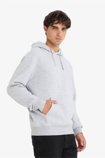Regular Fit Kangaroo Pocket Hooded Basic Sweatshirt