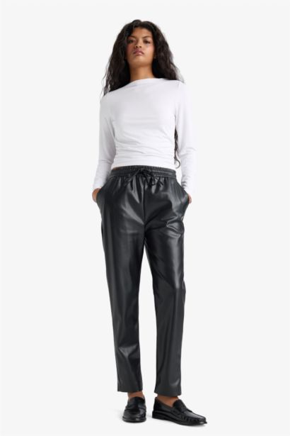 Jogger Fit High Waist Pocketed Trousers