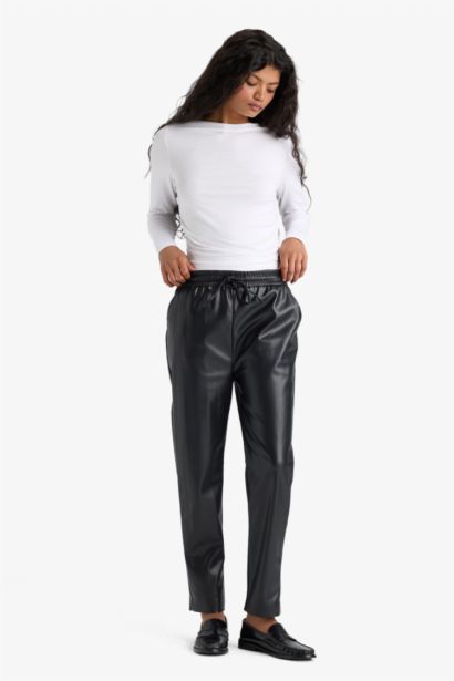 Jogger Fit High Waist Pocketed Trousers