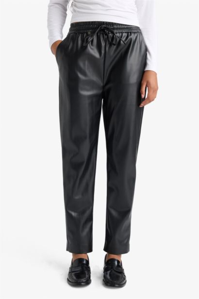 Jogger Fit High Waist Pocketed Trousers