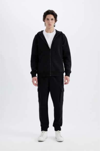 سويتر قصة عادية بغطاء للرأس بجيب وبطانة ناعمة