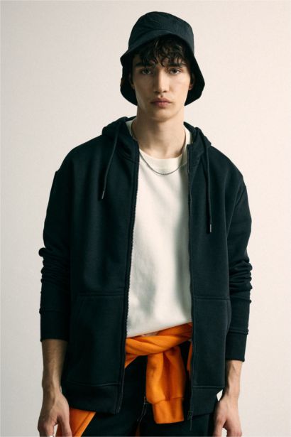 Regular Fit Cardigan