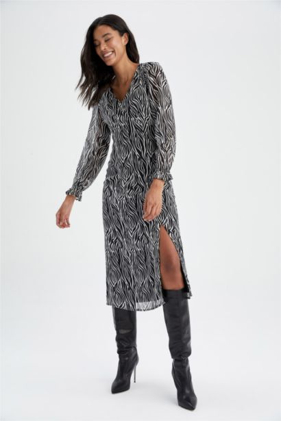 a сызығы жануар v жаға ұзын жеңді Ұзын жеңді тоқылған көйлек