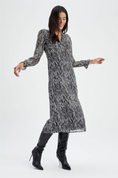 a сызығы жануар v жаға ұзын жеңді Ұзын жеңді тоқылған көйлек