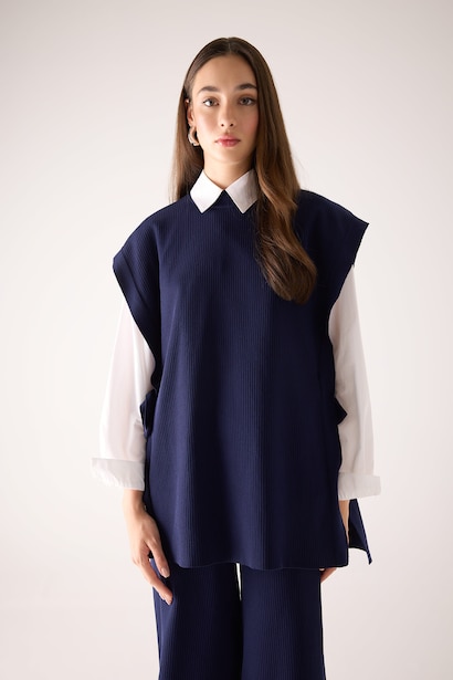 Regular Fit Crew Neck