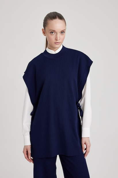 Regular Fit Crew Neck
