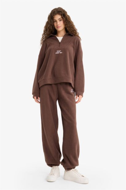 Oversize Geniş Kalıp Dik Yaka Fermuarlı Baskılı Polar Sweatshirt