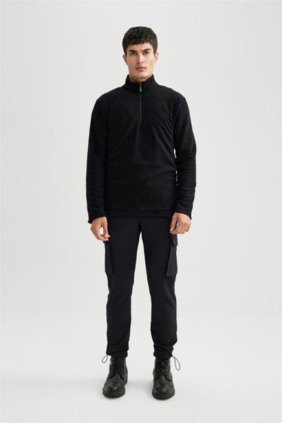 Siyah Tüylenme Yapmayan Soğuk Geçirmez Regular Fit Dik Yaka Fermuarlı Polar Sweatshirt