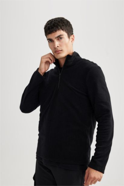Siyah Tüylenme Yapmayan Soğuk Geçirmez Regular Fit Dik Yaka Fermuarlı Polar Sweatshirt