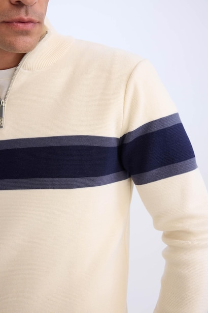 Standard Fit Knitwear Pullover