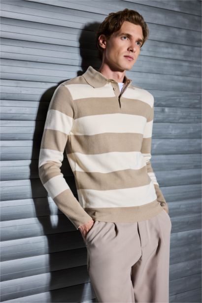 بلوفر تريكو ملون قصة عادية بياقة بولو