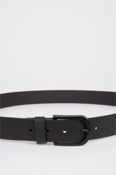 Ремень с овальной пряжкой из искуственной кожи