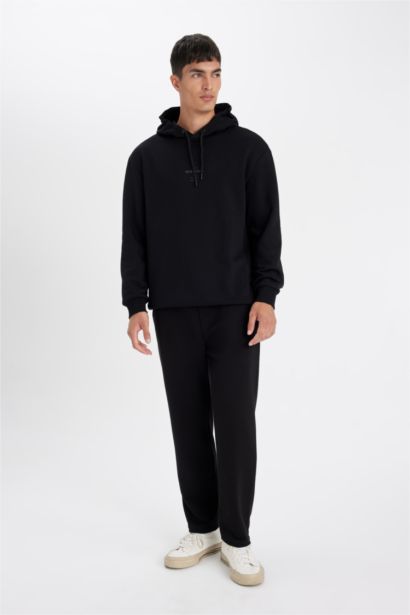 Relax Fit Long Sleeve Sweatshirt