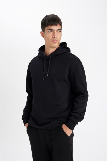 Relax Fit Long Sleeve Sweatshirt