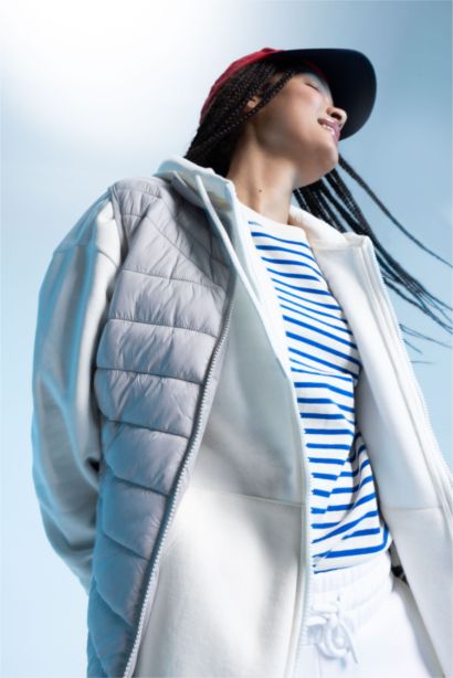 قمصلة يلك سليم فيت من DeFactoFit