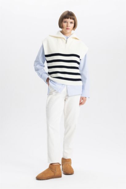 Paperbag Fit Velvet Trousers