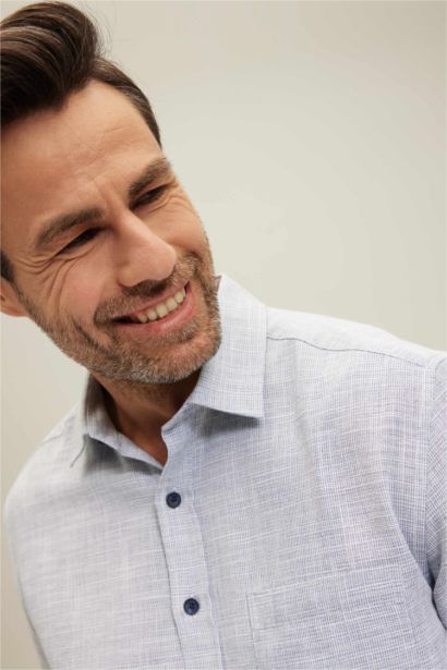 قميص قصة عادية وأكمام طويلة