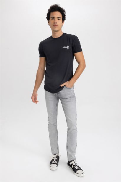 Long Muscle Fit Crew Neck Printed T-Shirt