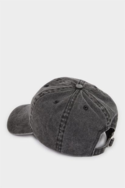 Ерлерге арналған кестелі джинс кепка