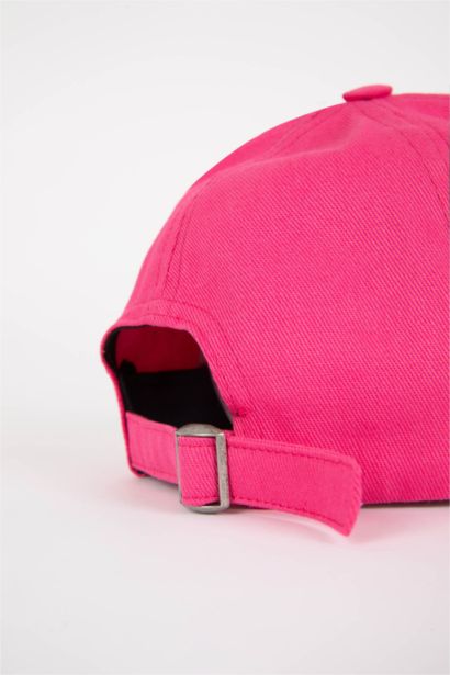 قبعة كاب بناتي مطرزة