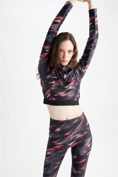 Slim Fit Sweatshirt