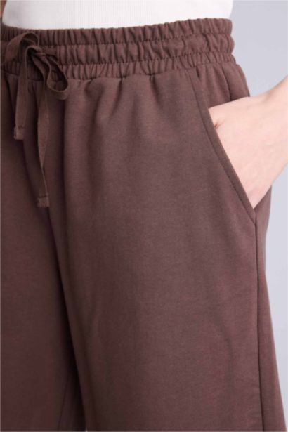 Regular Fıt Normal Bel Düz Paça Sweatshirt Kumaşı Bermuda