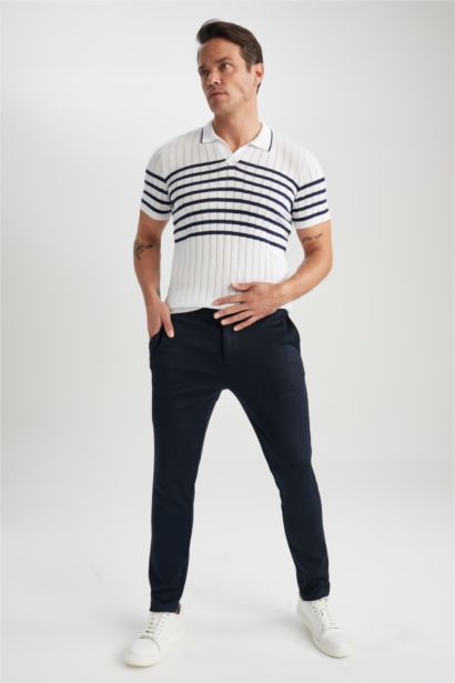 Футболка-поло приталенного кроя в полоску