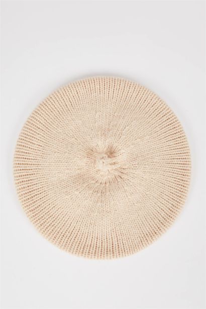 Bonnet en tricot pour fille