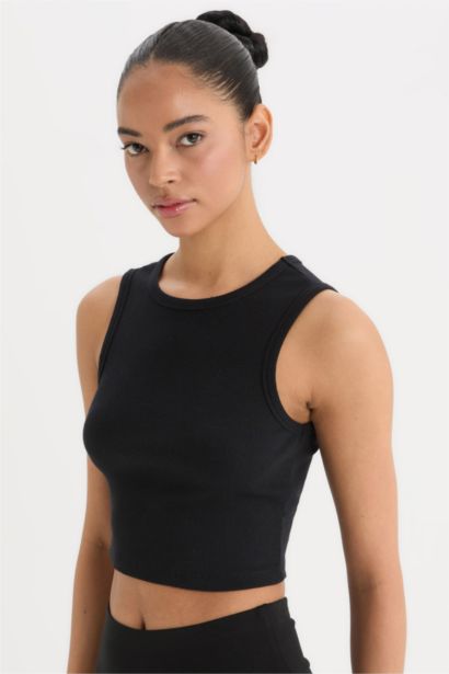 Crop Sports Basic Tank Top