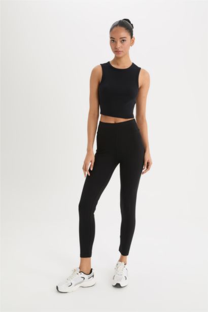 Crop Sports Basic Tank Top