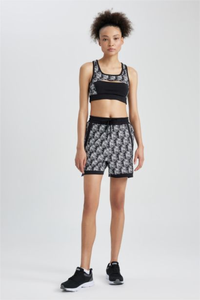 شورت رياضي قصة عادية بجيب من DeFactoFit