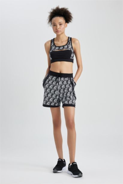 شورت رياضي قصة عادية بجيب من DeFactoFit