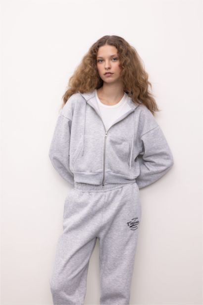Standard Fit Basic Zip-Up Hoodie