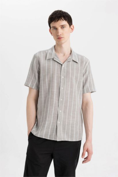 Regular Fit Polo Collar Cotton Short Sleeve Shirt