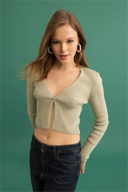 كارديجان تريكو سليم فيت برقبة V