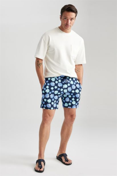 Short de Bain imprimé à coupe régulière