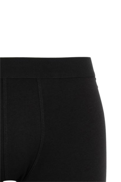 بوكسر قصة عادية