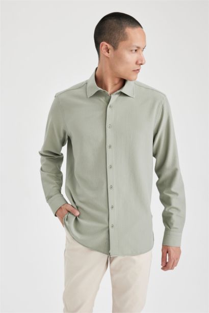 Рубашка приталенного кроя