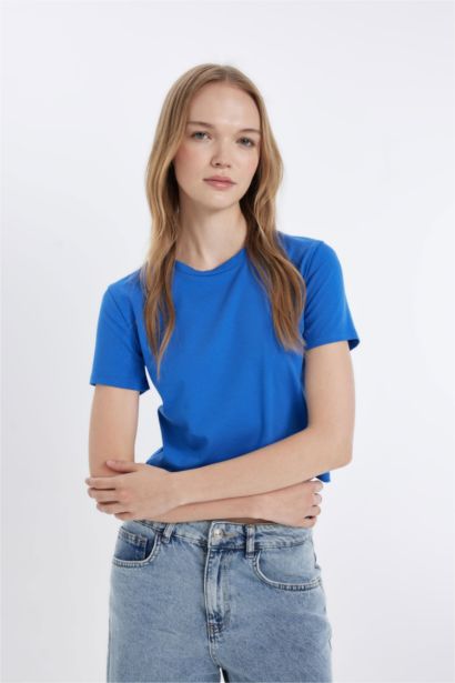 Fitted Crew Neck Basic Short Sleeve T-Shirt