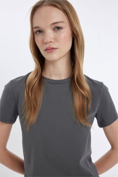 Slim Fit Short Sleeve T-Shirt