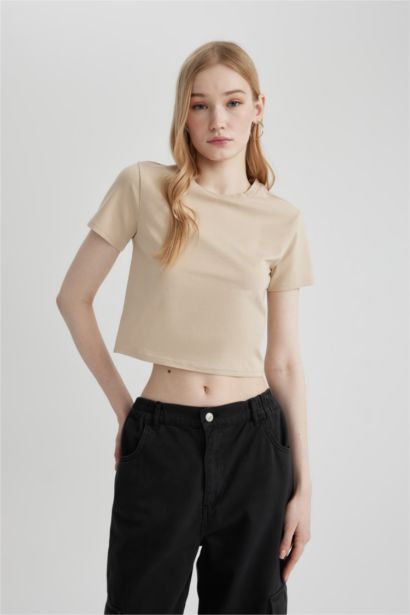 T-Shirt Slim à manches courtess