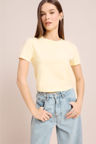 Fitted Short Sleeve T-Shirt