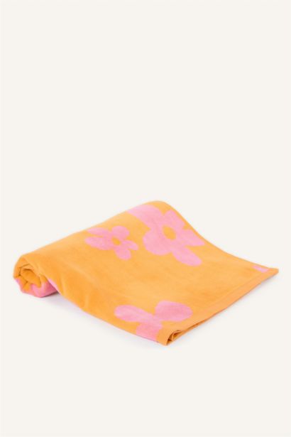 Woman Floral Patterned Cotton Beach Towel