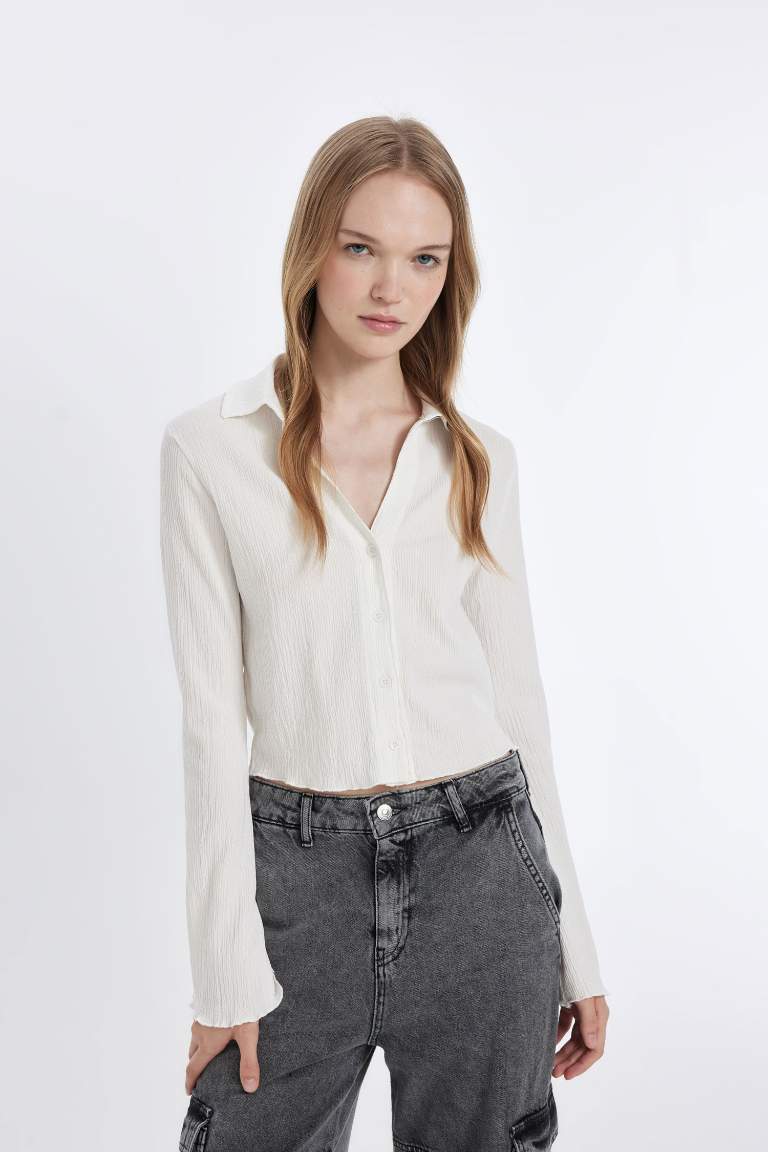 Fitted Basic Buttoned Long Sleeve Crop White Shirt