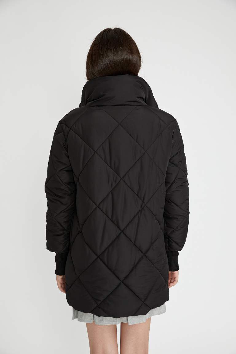 Su Geçirmez Regular Fit Mont
