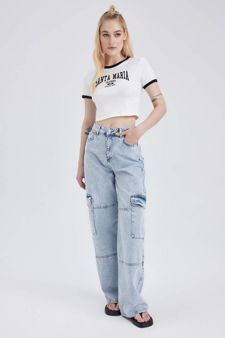 Fitted Bisiklet Yaka Baskılı Kısa Kollu Crop Tişört