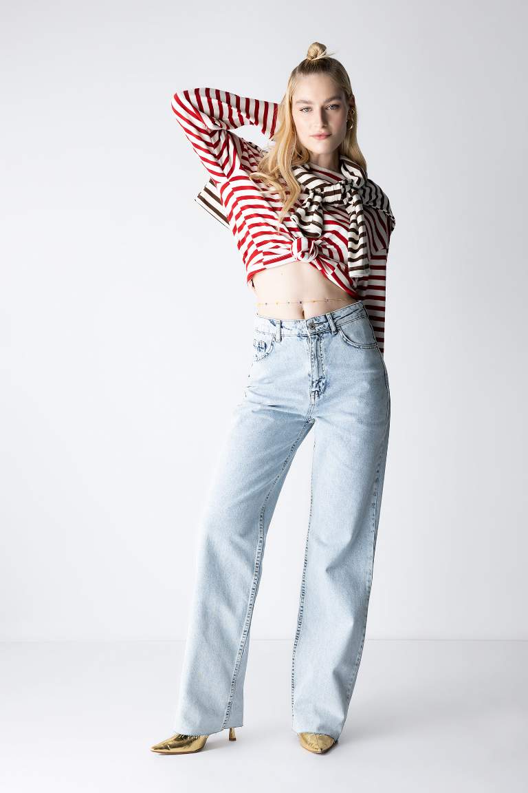 90's Wide Leg Jeans