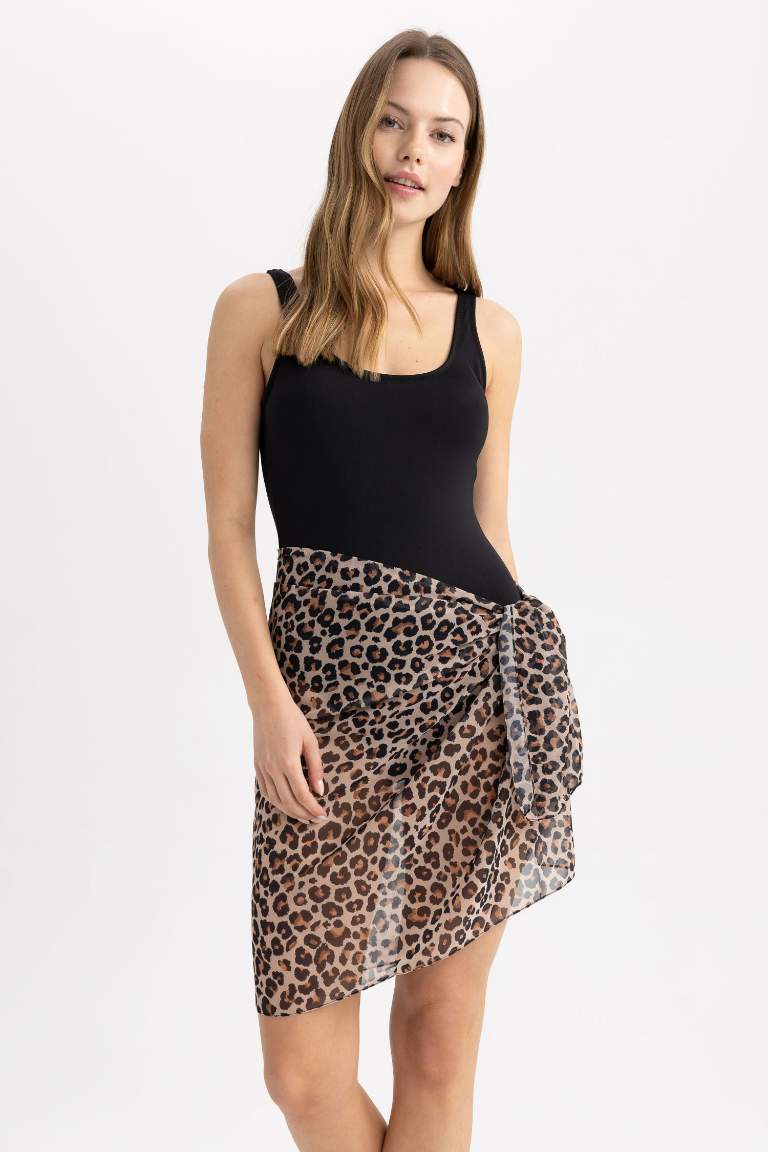 Fall in Love Regular Fit Leopard Patterned Chiffon Pareo with Waist Tie